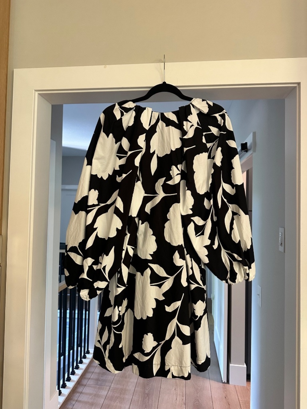 Kate Spade black and white Rose Poplin Long Sleeve Mini Dress - NWT Size L - Picture 3 of 3